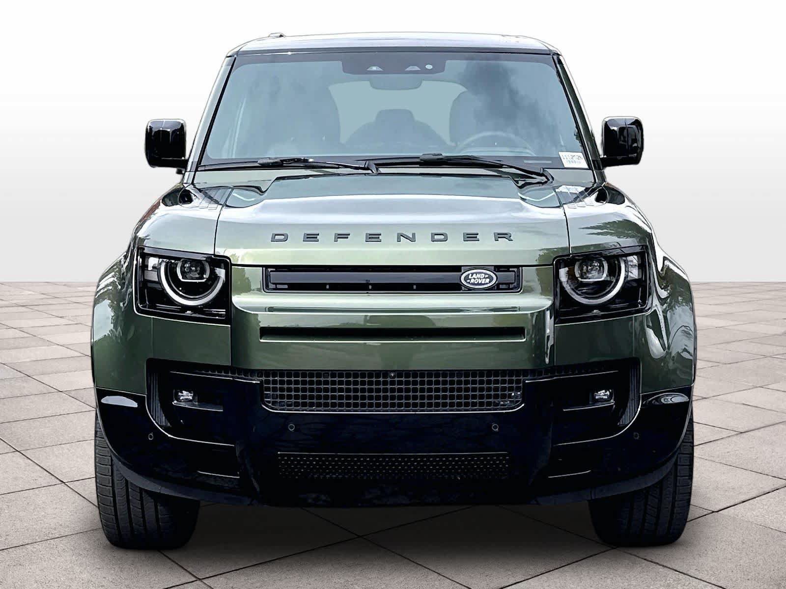 New 2026 Land Rover Defender 110 X-Dynamic SE AWD/4WD image 5