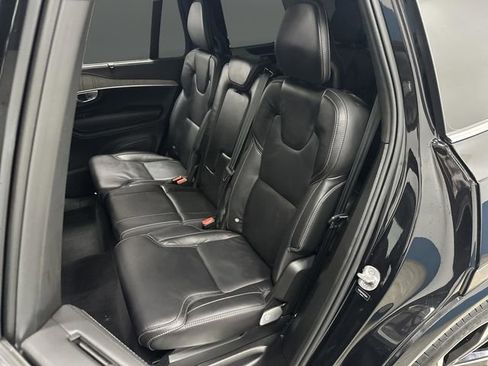 Used 2024 Volvo XC90 B6 Ultimate w/ Lounge Package image 30