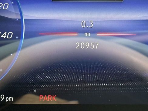 Used 2022 Mercedes-Benz EQS 580 4MATIC Sedan image 30