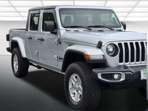 Used 2022 Jeep Gladiator Sport AWD/4WD image 48