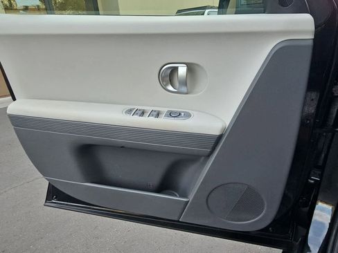 Used 2024 Hyundai Ioniq 5 SE RWD image 34