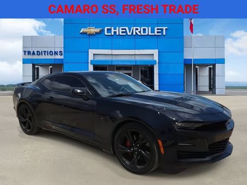 Certified 2024 Chevrolet Camaro SS RWD image 2