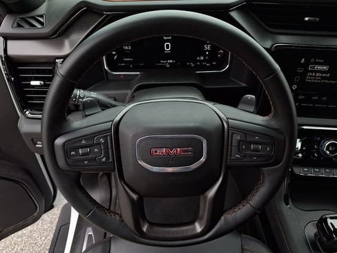 Used 2026 GMC Sierra 1500 AT4 w/ AT4 Premium Package AWD/4WD image 19