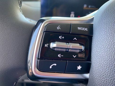 Used 2025 Kia Sorento EX image 27