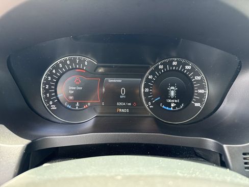 Used 2019 Ford Explorer Platinum AWD/4WD image 17