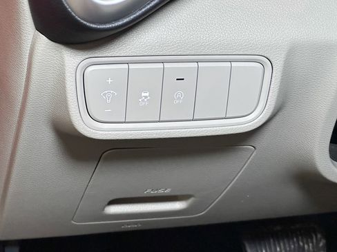 Used 2023 Kia Soul LX w/ LX Technology Package image 22