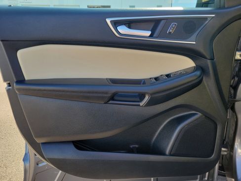 Certified 2024 Ford Edge SEL w/ Convenience Package AWD/4WD image 15