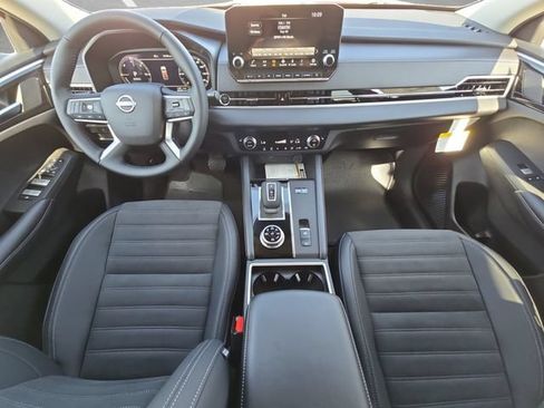 New 2026 Nissan Rogue SL AWD/4WD image 20