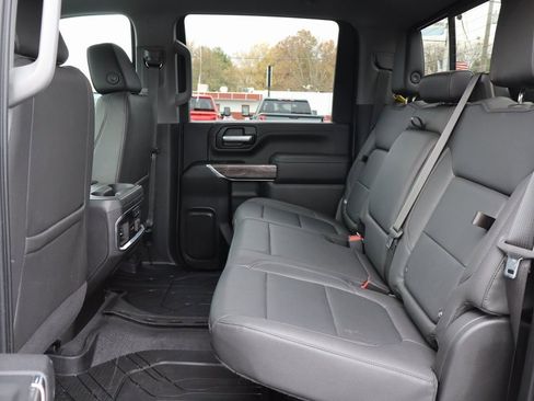 Used 2023 Chevrolet Silverado 3500 LTZ w/ LTZ Convenience Package image 18