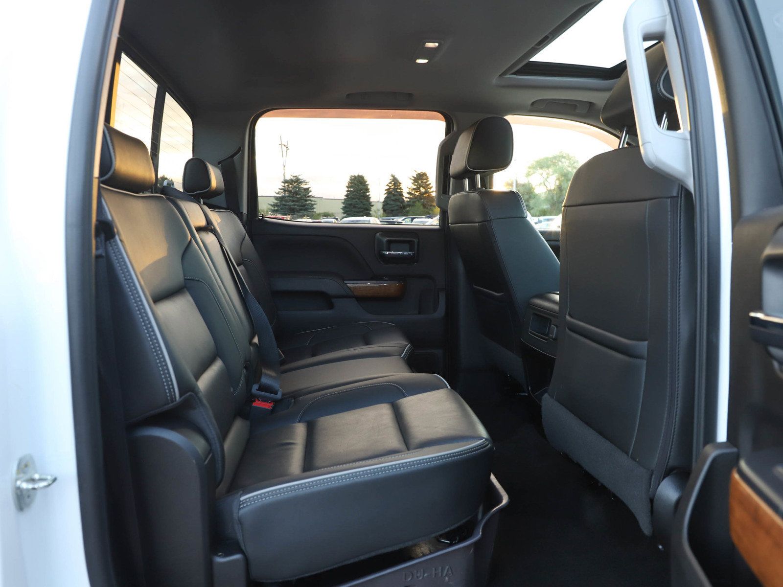 Used 2018 Chevrolet Silverado 3500 High Country w/ Duramax Plus Package AWD/4WD image 14