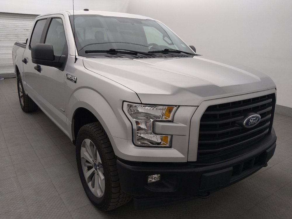 Used 2017 Ford F150 XL w/ Equipment Group 101A Mid AWD/4WD image 13