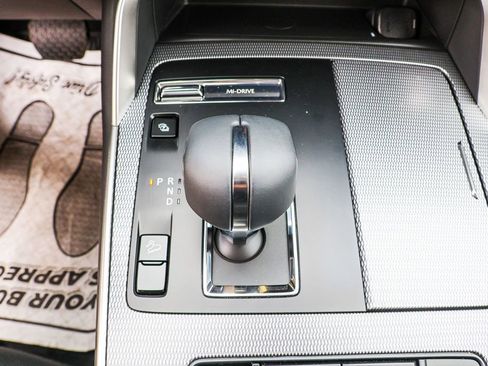 Used 2025 MAZDA CX-70 Plug-In Hybrid w/ Premium Pkg image 38