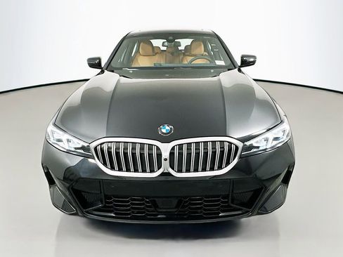 Used 2026 BMW 330i Sedan w/ M Sport Package RWD image 2