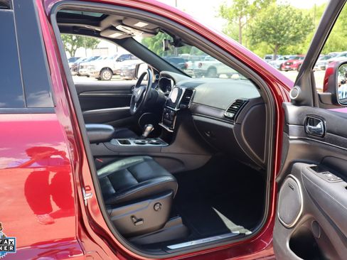 Used 2019 Jeep Grand Cherokee High Altitude RWD image 30