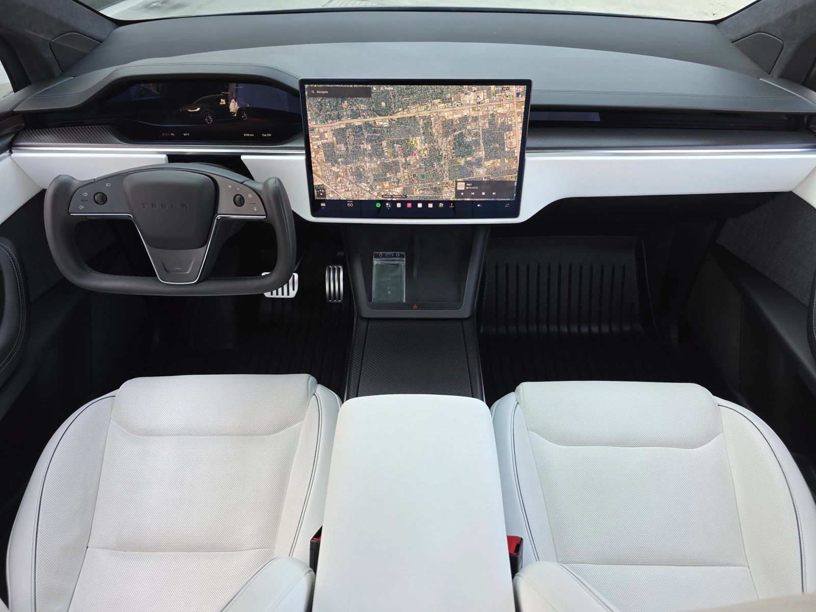 Used 2022 Tesla Model X Plaid AWD/4WD image 13