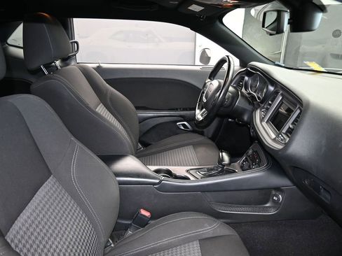 Used 2023 Dodge Challenger SXT image 37