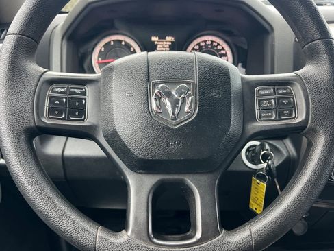 Used 2013 RAM 1500 Classic SLT w/ Remote Start & Security Group image 25