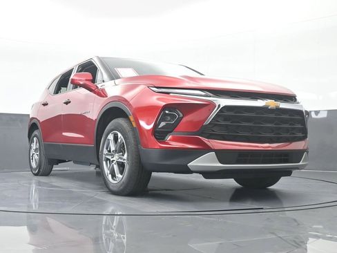 Used 2023 Chevrolet Blazer LT image 58