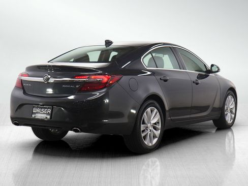 Used 2016 Buick Regal image 5
