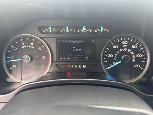 Used 2020 Ford F150 XLT w/ Equipment Group 302A Luxury AWD/4WD image 13