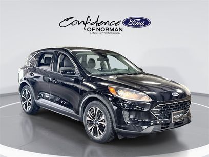 Used 2022 Ford Escape SE w/ SE Sport Appearance Package