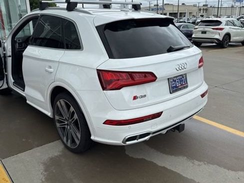 Used 2018 Audi SQ5 Prestige w/ Prestige Package AWD/4WD image 3