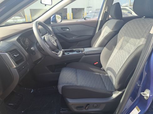 Certified 2023 Nissan Rogue SV AWD/4WD image 19