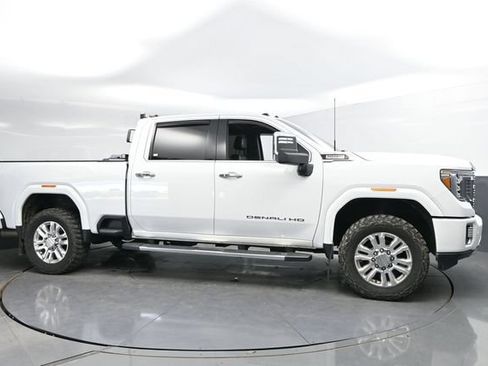 Used 2022 GMC Sierra 3500 Denali w/ Denali Ultimate Package AWD/4WD image 3