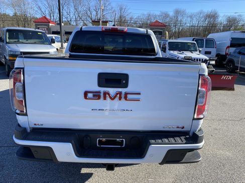 Used 2022 GMC Canyon AT4 w/ Trailering Package image 4