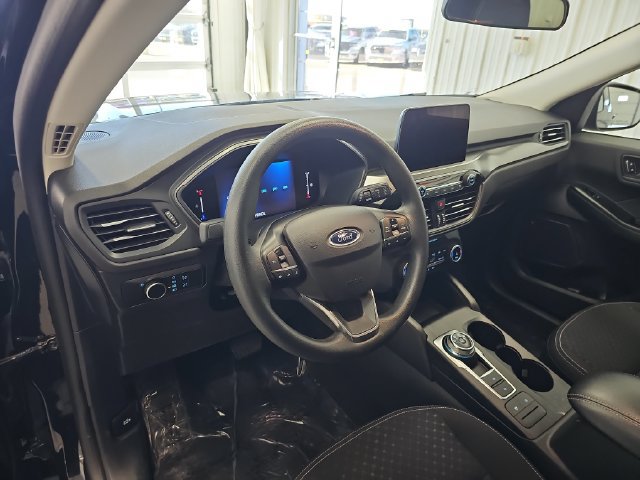 Used 2025 Ford Escape Active AWD/4WD image 36