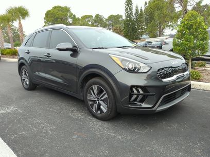 Certified 2022 Kia Niro EX