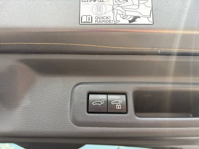 Used 2025 Toyota Sequoia 4WD image 18