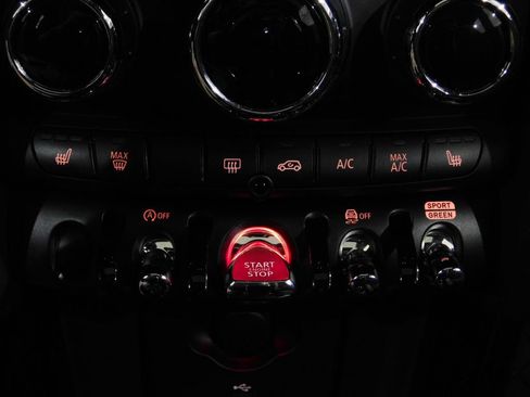 Used 2022 MINI Cooper John Cooper Works FWD image 39