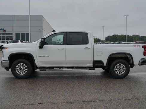 Used 2025 Chevrolet Silverado 2500 LT w/ Convenience Package AWD/4WD image 10