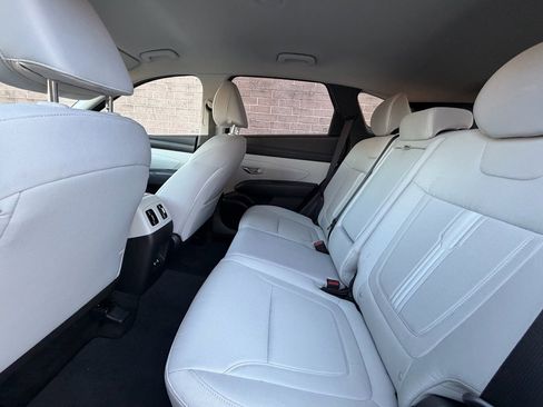 Used 2025 Hyundai Tucson SEL image 14