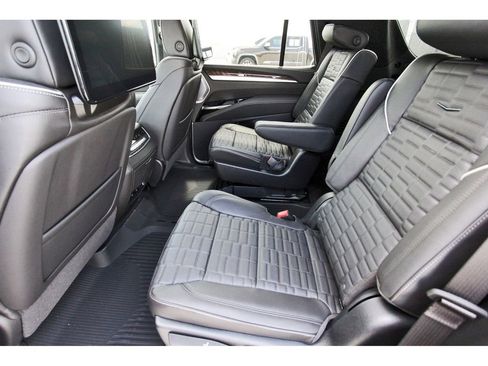New 2026 Cadillac Escalade Platinum Sport w/ LPO, ONYX Package AWD/4WD image 7
