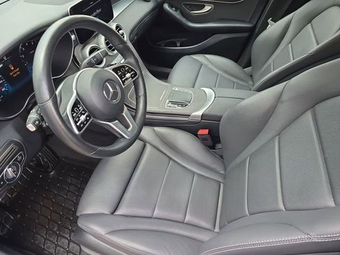 Used 2021 Mercedes-Benz GLC 300 4MATIC image 19