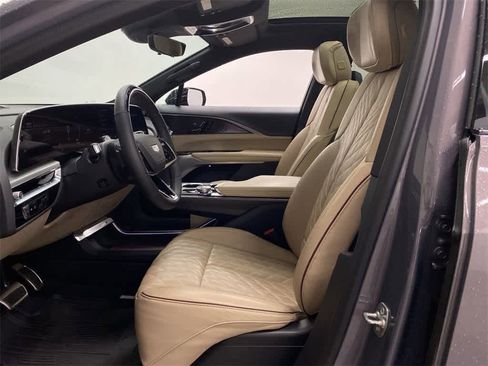 Certified 2025 Cadillac Lyriq Luxury w/ Nappa Leather Package image 14