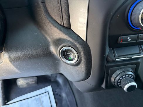 Used 2022 Chevrolet Silverado 1500 LT image 27