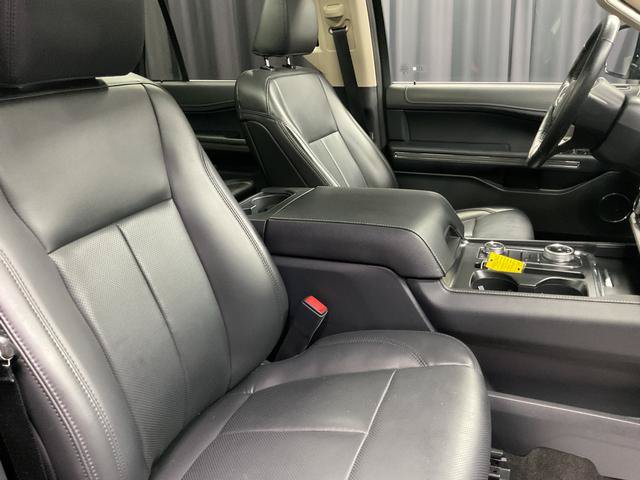 Used 2023 Ford Expedition XLT AWD/4WD image 17