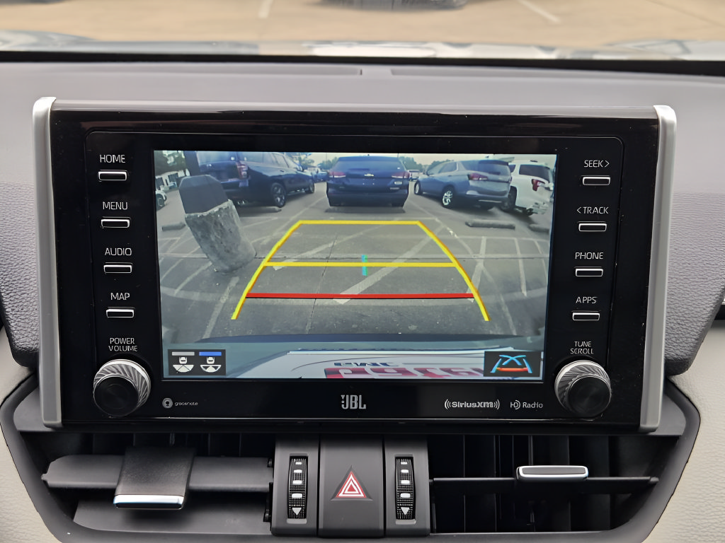 Used 2021 Toyota RAV4 XLE Premium AWD/4WD image 16