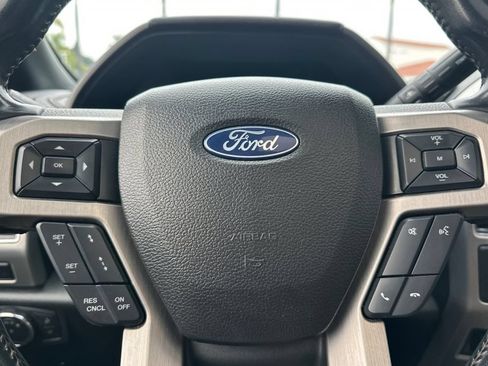 Used 2019 Ford F250 Platinum w/ Platinum Ultimate Package AWD/4WD image 22