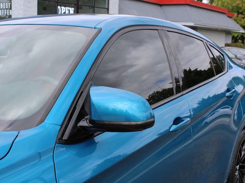 Used 2018 BMW X6 M image 51