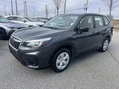 Used 2020 Subaru Forester image 3