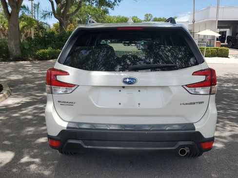 Used 2022 Subaru Forester Limited w/ Popular Package #3 AWD/4WD image 4