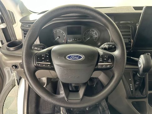 Used 2024 Ford Transit 350 XLT RWD image 18