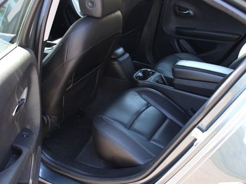 Used 2013 Chevrolet Volt Premium w/ Premium Trim Package FWD image 15