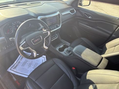 Certified 2020 GMC Acadia SLT w/ Driver Alert Package II image 16