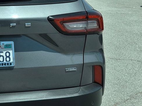 Used 2023 Ford Escape SE w/ PHEV Premium Package FWD image 6