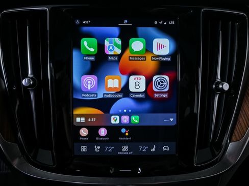 Used 2025 Volvo S60 B5 Plus w/ Climate Package image 17